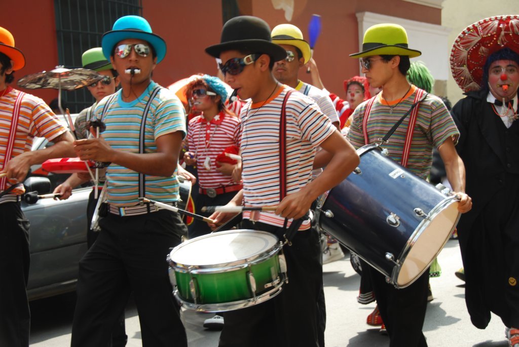 musiciensdanslaparade.jpg
