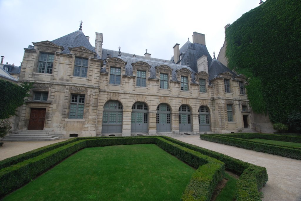 paris.jpg