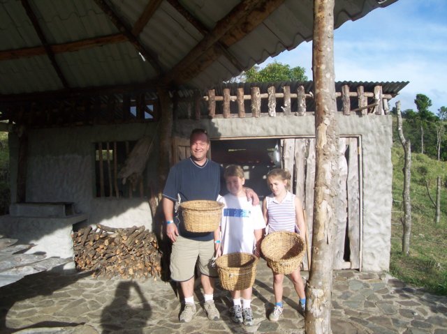 Une photo de l'album « Costa Rica 2004 » sur le site web de la famille Ratté.