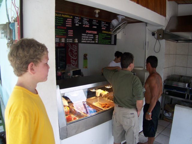 Une photo de l'album « Costa Rica 2004 » sur le site web de la famille Ratté.