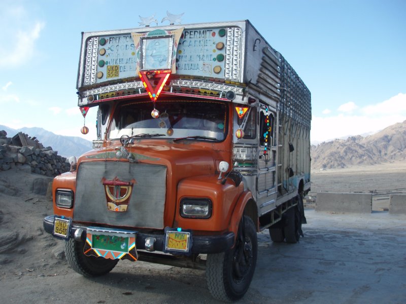 Un camion local
