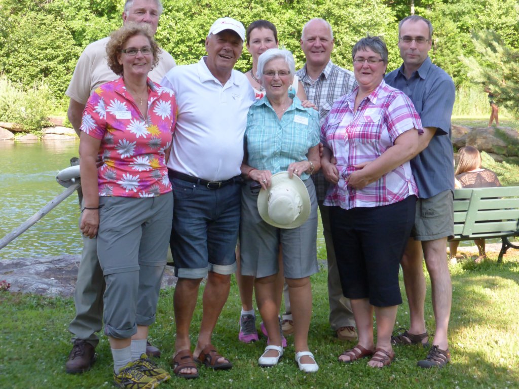 Une photo de l'album « Réunion Bouret 5 juillet 2014 » sur le site web de la famille Ratté.