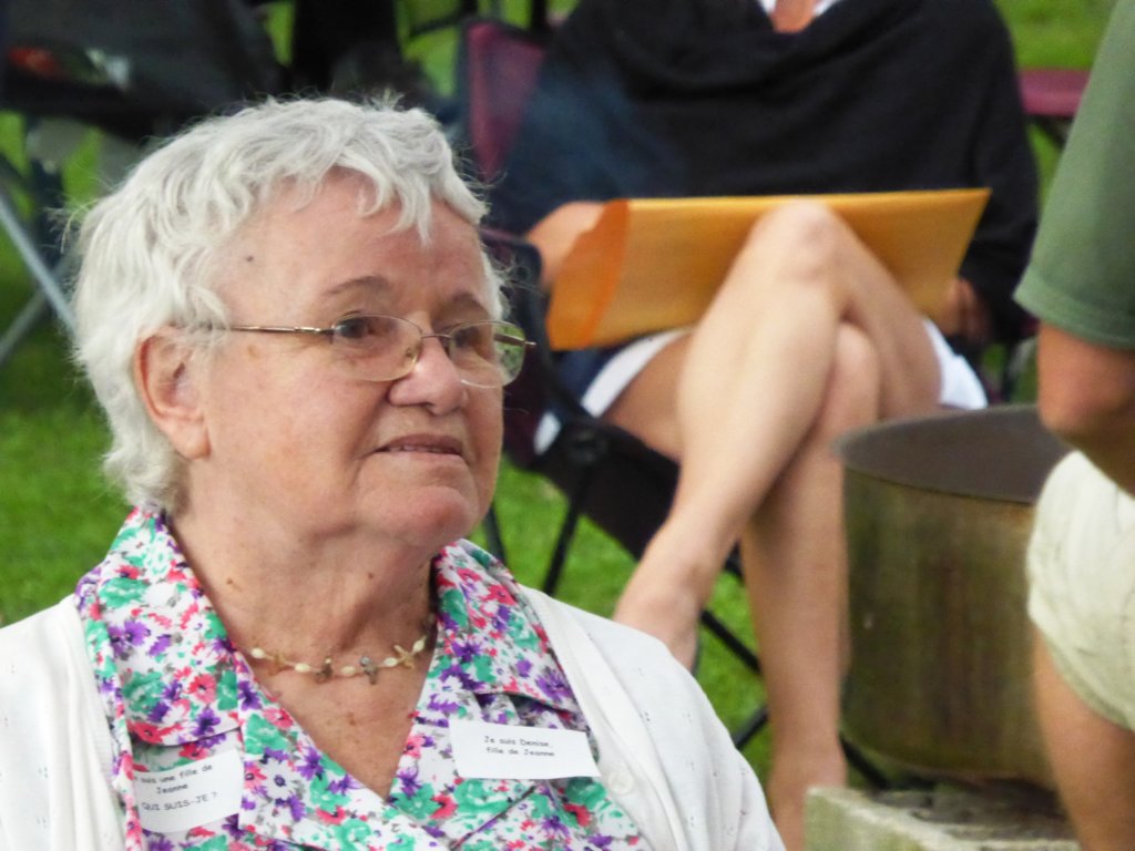 Une photo de l'album « Réunion Bouret 5 juillet 2014 » sur le site web de la famille Ratté.