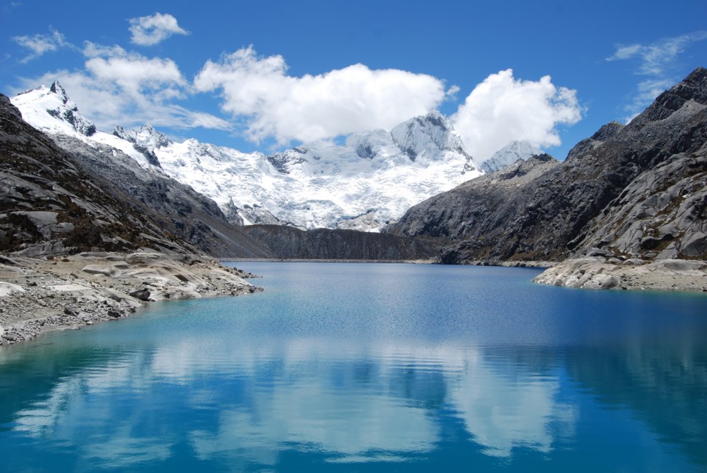lagunacullicocha4600m.jpg