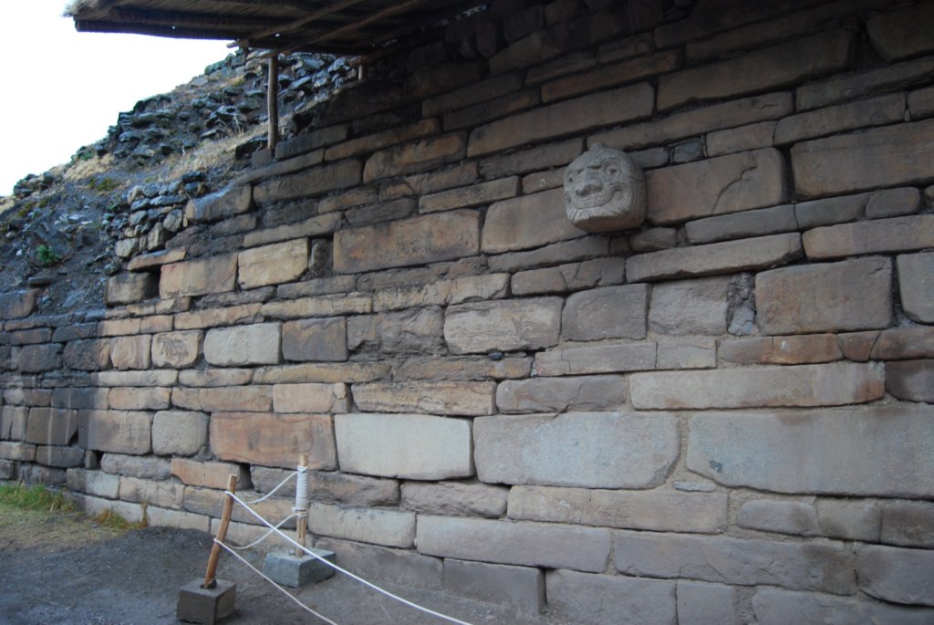 ttedepierretypiquedelaculturechavin.jpg