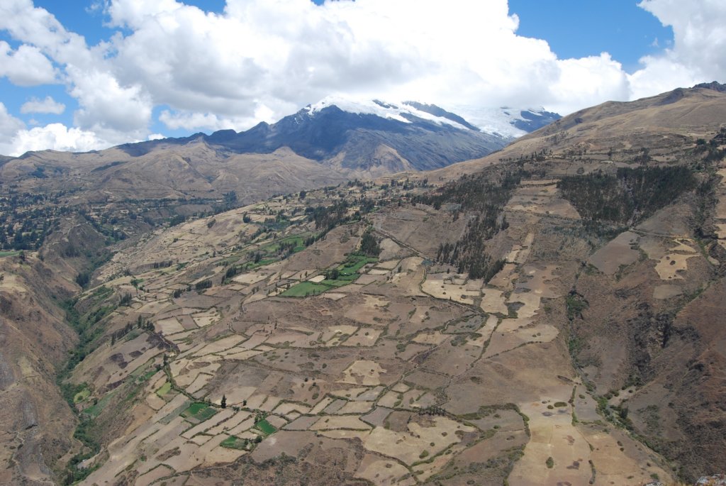 vueenaltitudedunevallecultivable.jpg