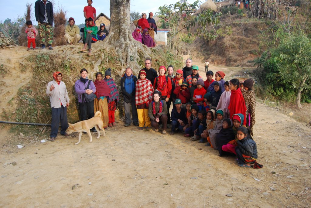 Une photo de l'album « Autour de Pokara » sur le site web de la famille Ratté.