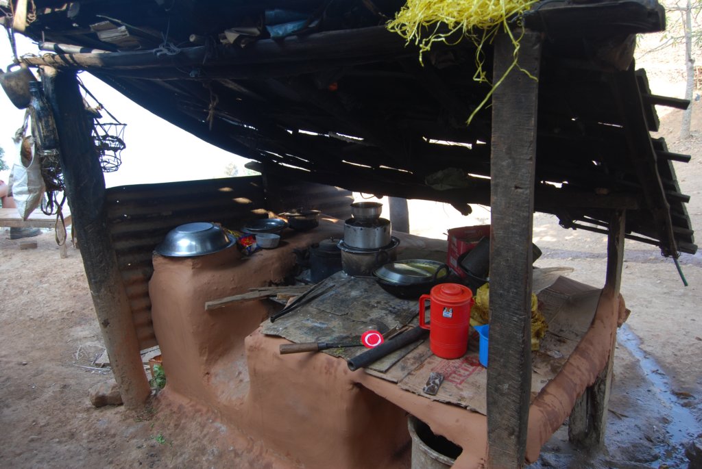 Une photo de l'album « Autour de Pokara » sur le site web de la famille Ratté.