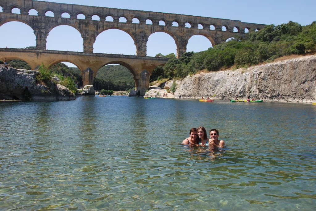 leauestbonneetilfaitbeauetchaud.jpg